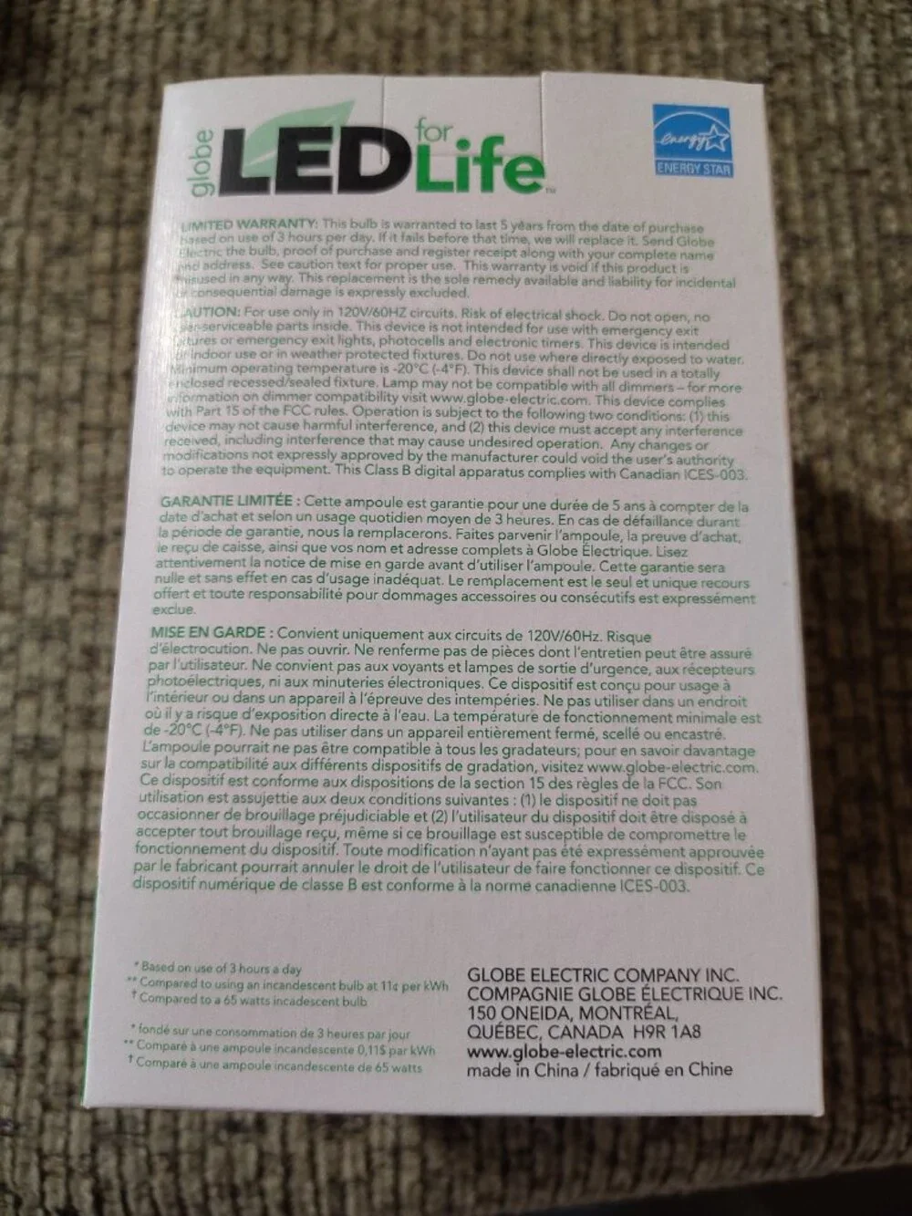 LED 65W - 9 W WARM LIGHT DIMMABLE LIGHT BULB NEW IN BOX